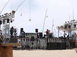 Begini Suasana Check Sound NOAH Jelang Sunset Concert