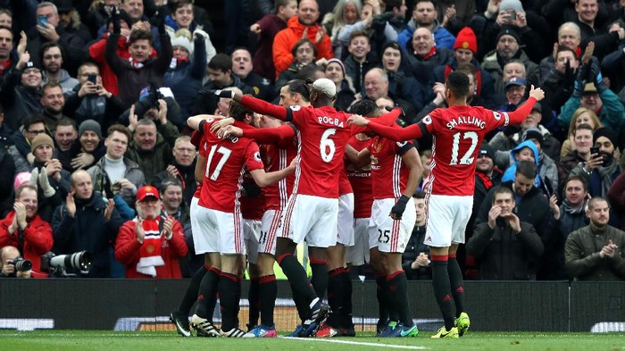 Ditunggu Final Piala Liga Inggris, MU Diminta Tetap Fokus ke St Etienne Dulu