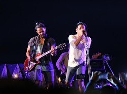 Sunset Concert: Manggung Perdana NOAH di Lombok