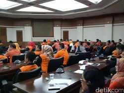 Wali Kota Jakbar Lapor Soal Relokasi dan PKL Kota Tua ke Djarot