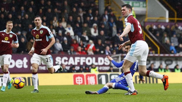 Chelsea Diredam Burnley 1-1