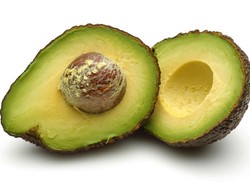 Trik Sederhana Ini Bisa Pertahankan Warna Hijau Alpukat