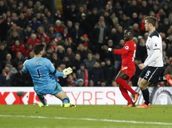 Liverpool Taklukkan Spurs 2-0
