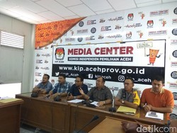 KIP Aceh Larang Pemilih Bawa HP ke Bilik Suara Saat Pencoblosan