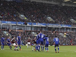 Chelsea pun Tak Bisa Menaklukkan Turf Moor