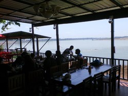 Belajar Pelayanan Turis dari Pinggiran Thailand