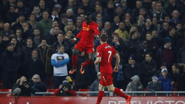 Foto-foto Terbaik Premier League Pekan 25: Chelsea Tersendat, The Reds Mantap