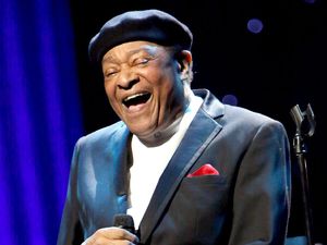 Di Tengah Meriahnya Grammy, Legenda Musik Al Jarreau Meninggal Dunia Di Tengah Meriahnya Grammy, Legenda Musik Al Jarreau Meninggal Dunia