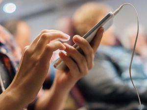 Trafik Data Tri Melonjak 200% Saat Lebaran 2017 Trafik Data Tri Melonjak 200% Saat Lebaran 2017