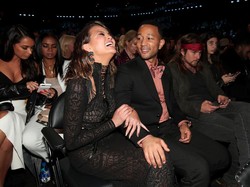 Dilabeli Relationship Goals, Chrissy Teigen & John Legend Tak Setuju