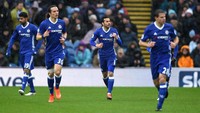 Chelsea unggul lebih dulu melalui Pedro Rodriguez saat bertamu ke Burnley. Tapi The Blues pada akhirnya cuma bisa pulang membawa satu angka. (Foto: Mike Hewitt/Getty Images)