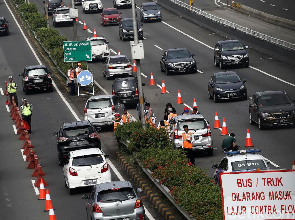 Ini Jalan Tol Pertama di RI yang Mungkin Bisa Digratiskan Ini Jalan Tol Pertama di RI yang Mungkin Bisa Digratiskan