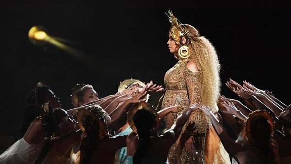 Goddess! Penampilan Mistikal dari Beyonce