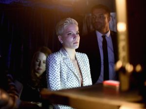 Batal Tampil di Bali karena Gempa Lombok, Halsey Tetap Manggung di Jakarta