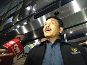 Diperiksa soal Patrialis, Hakim MK Palguna Diberi 18 Pertanyaan