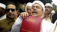 Habib Rizieq Diperiksa Polda Jabar