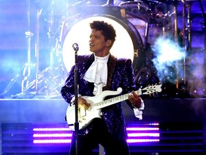 Kendrick Lamar Hingga Bruno Mars Bersaing Ketat di MTV Music Awards 2017