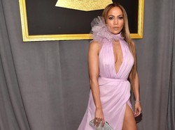 J-Lo DiKabarkan Liburan Bareng ke Bahama dengan Seorang Atlet