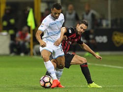 Sayap Kanan Lazio akan Menjadi Hantu Bagi AC Milan