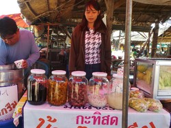 Tempat Belanja Murah Meriah di Pinggiran Thailand