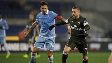 Tekanan yang Membuat Milan Lebih Efektif Mengimbangi Lazio