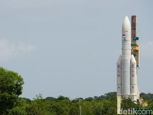 Ini Alasan di Balik Peluncuran Satelit Merah Putih Ini Alasan di Balik Peluncuran Satelit Merah Putih