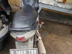 Pasutri Ditabrak Kontainer di Penjaringan, 1 Orang Tewas