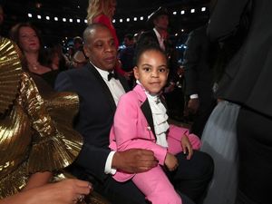 Penampilan Putri Beyonce dengan Setelan Pink Gucci Rp 15 Juta