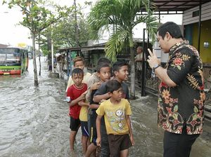 Walkot Semarang Apresiasi Kerja Petugas Sedot Luapan Sungai BKT