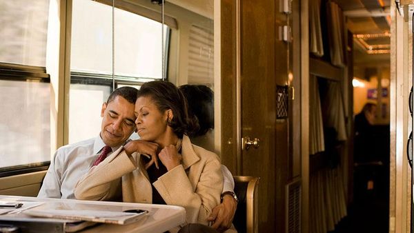 Potret Ini Membuktikan Betapa Michelle Cinta Sejati Obama