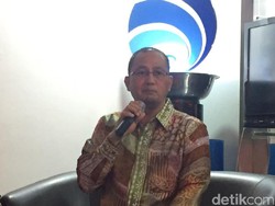 Selain Pornografi, Mesin Sensor Internet Bisa Sadap Medsos?