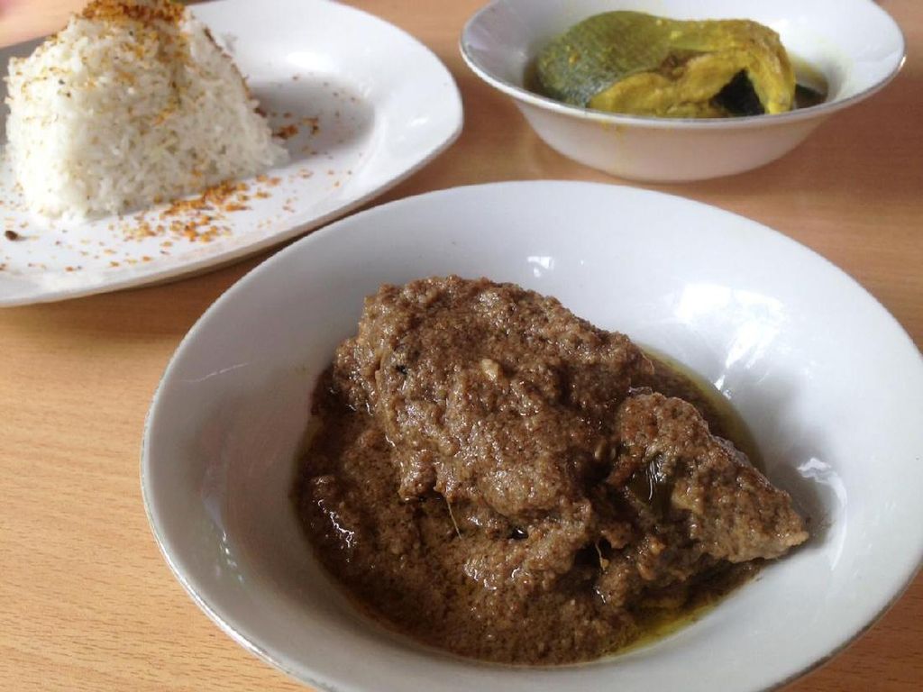 Kangen Masakan Aceh? Ada Nasi Gurih Rendang hingga Kari Bebek yang Enak di Sini Kangen Masakan Aceh? Ada Nasi Gurih Rendang hingga Kari Bebek yang Enak di Sini