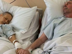 Haru! Saat Anak-anak Abadikan Momen Terakhir Kebersamaan Orang Tuanya