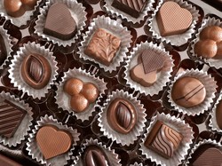 Mau Beli Cokelat Buat si Dia? Simak Dulu Tips dari Chef Darryl Iswaratioso Ini