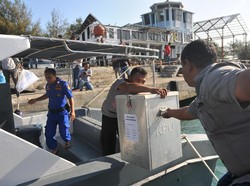 Begini Repotnya Pengiriman Logistik Pilkada ke Pulau Terluar Aceh