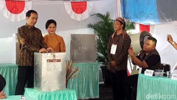 Presiden Jokowi Nyoblos di TPS 4 Gambir