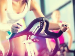 3 Trik untuk Menjaga Perut Tetap Rata Sehabis Menyantap Menu Lebaran