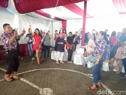Ahok Unggul di TPS Megawati, Warga Joget dan Bersorak