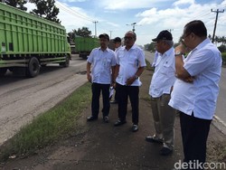 Libur Pilkada, Menteri PUPR Cek Jalan Berlubang di Pantura