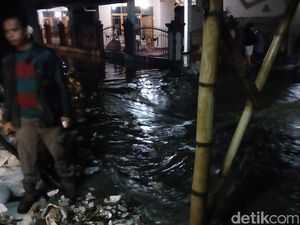 Banjir Terjang Garut, Dua Orang Dinyatakan Hilang