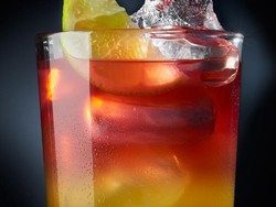 Dicari: Orang yang Mau Berkeliling Dunia Mencicipi Cocktail