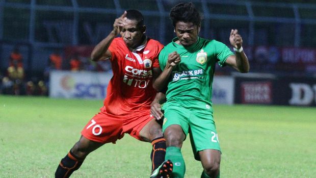 Ilham Udin cedera dalam laga perdananya bersama Selangor FA, akhir pekan lalu.