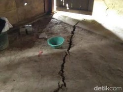 Fenomena Tanah Retak di Bojonegoro, Empat KK Mengungsi