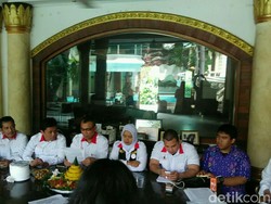 Potong Tumpeng, ACTA Syukuran Pemilih Lawan Ahok Lebih Banyak