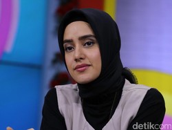 HUT ke-31, Fairuz Didatangi A Rafiq