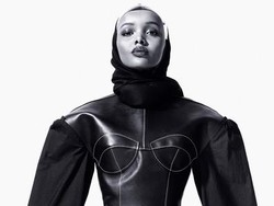 Kanye West Pakai Model Berhijab di Fashion Show Yeezy