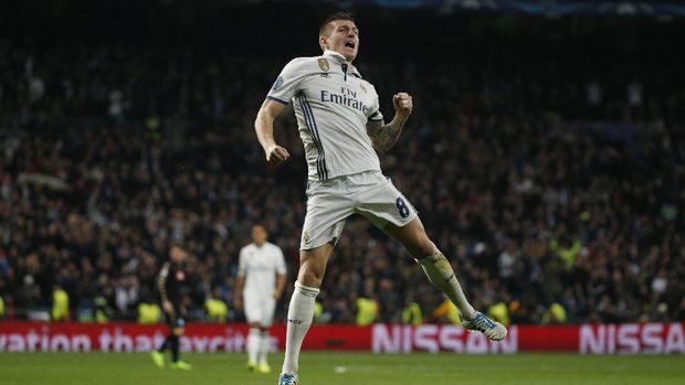 Madrid Kalahkan Napoli 3-1