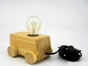 Bisnis Kayu Pinus dan Jati Beromzet Puluhan Juta