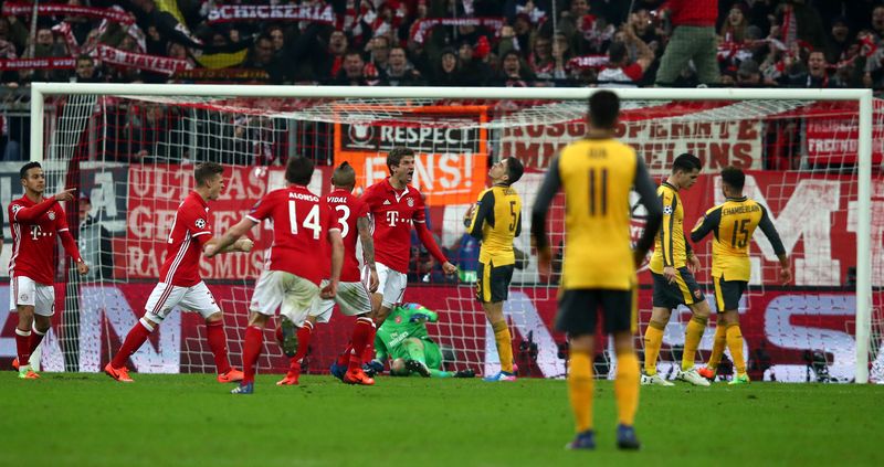 Bayern Munich memetik kemenangan telak 5-1 kala menjamu Arsenal, Kamis (16/2/2017) dinihari WIB. Die Roten pun membawa bekal amat bagus untuk tandang ke London.