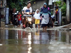 Pesan Kemenkes Agar Tetap Sehat di Musim Hujan